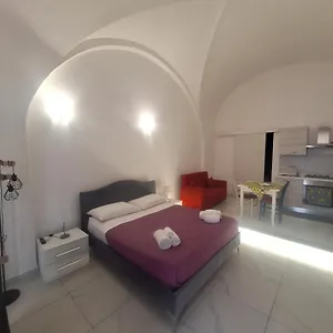 https://railway-apartments.taorminaitalyhotels.com
